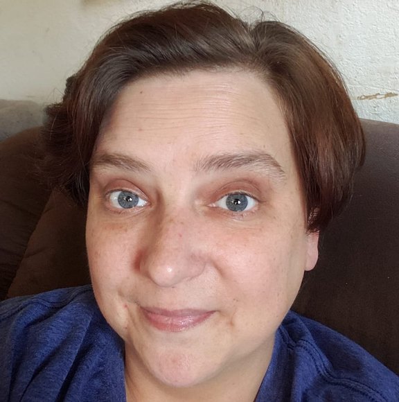 Meet your Posher, Jodi - Picture 1 of 1